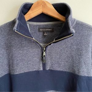 Banana Republic Men’s 1/4 Zip Sweatshirt